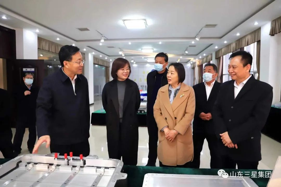 中國(guó)農(nóng)業(yè)發(fā)展銀行山東省分行黨委委員、副行長(zhǎng)時(shí)祝華一行來(lái)山東三星集團(tuán)調(diào)研座談