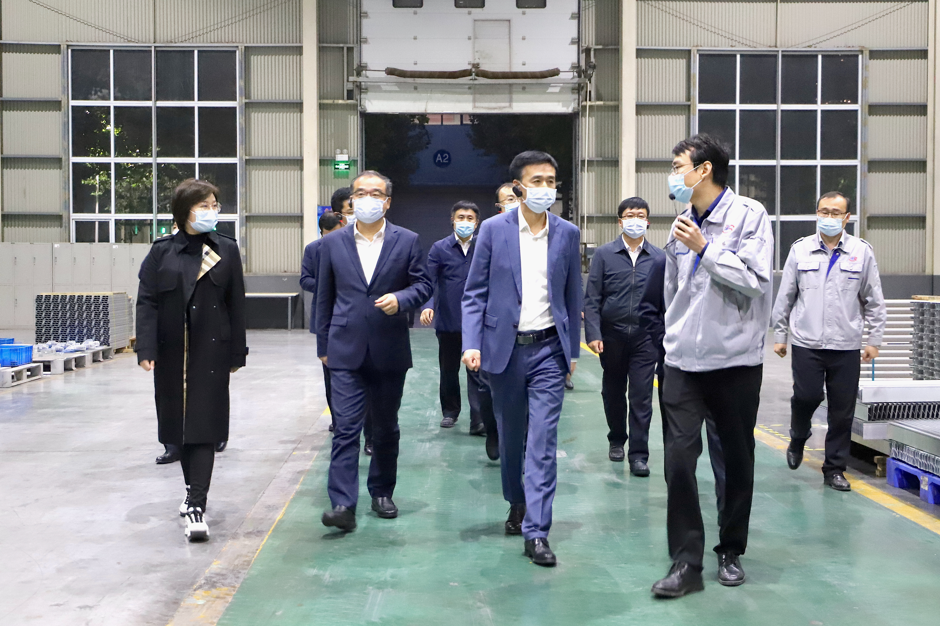 濱州市委副書記、市長(zhǎng)李春田一行來(lái)山東三星集團(tuán)調(diào)研