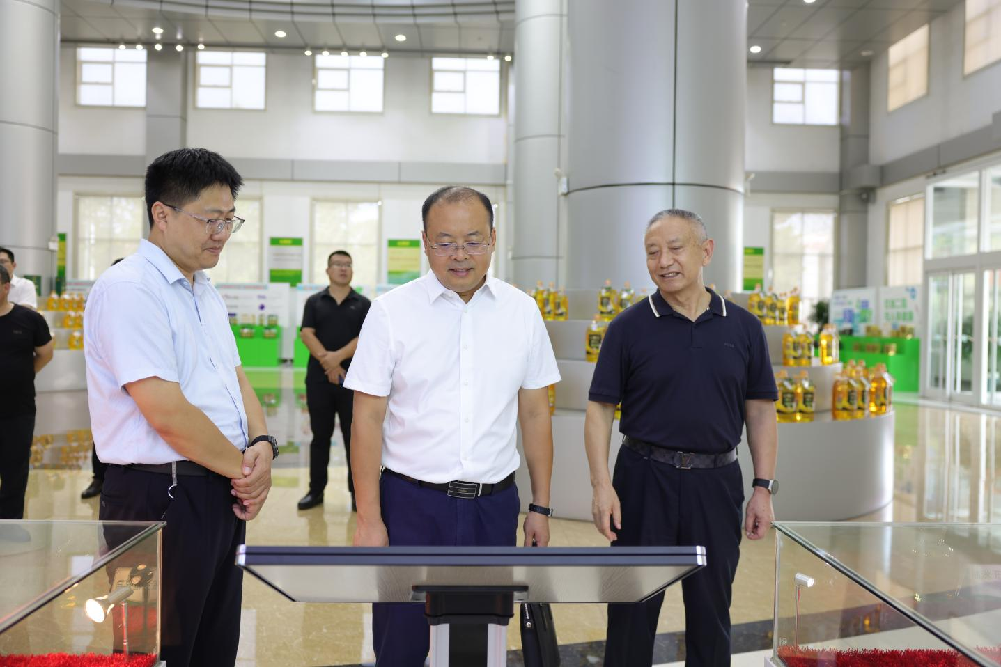 鄒平市委常委、副市長提名人選王強帶隊來山東三星集團調(diào)研